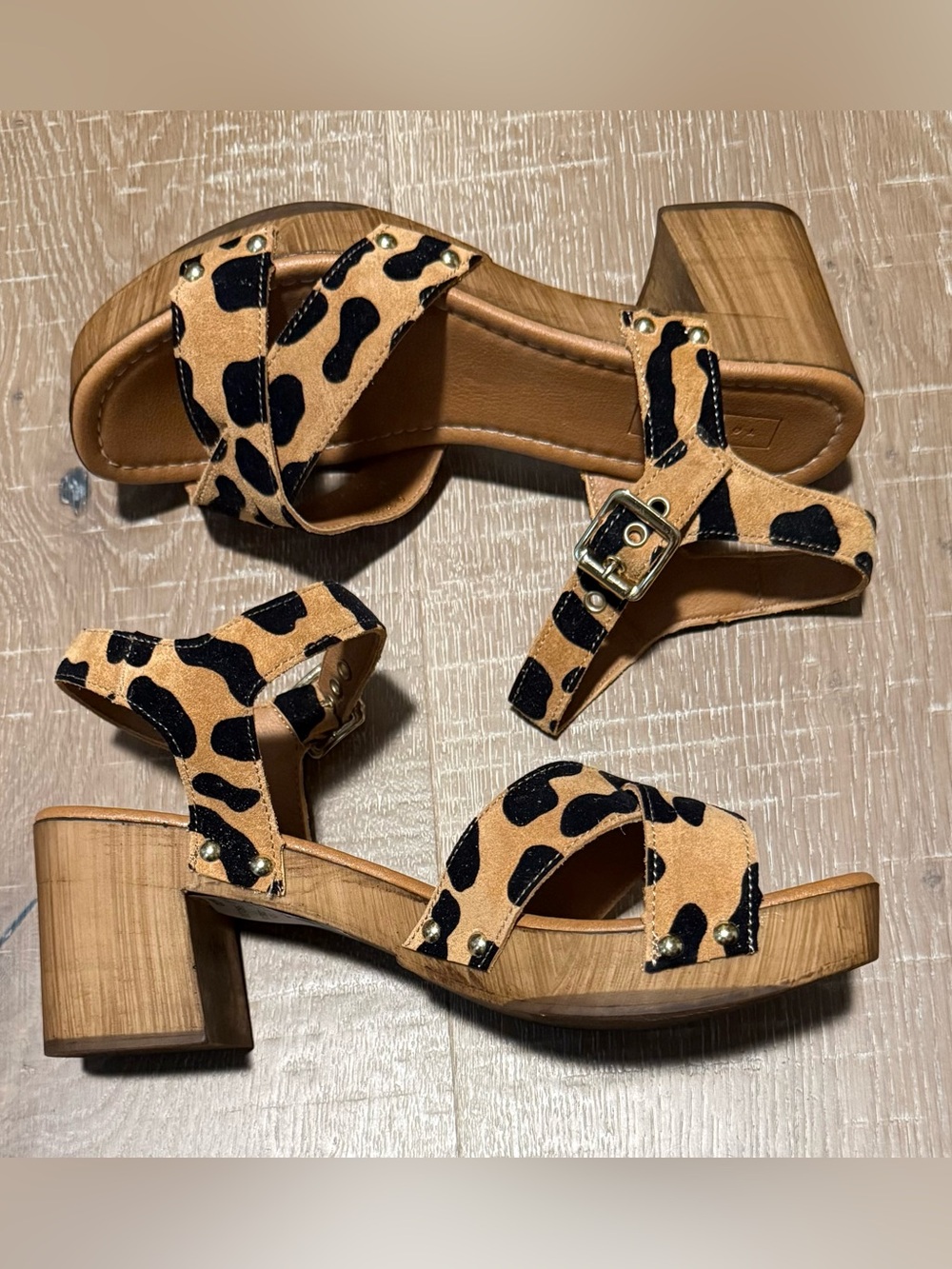 NWOB Fab TOPSHOP Leopard Suede 7.5